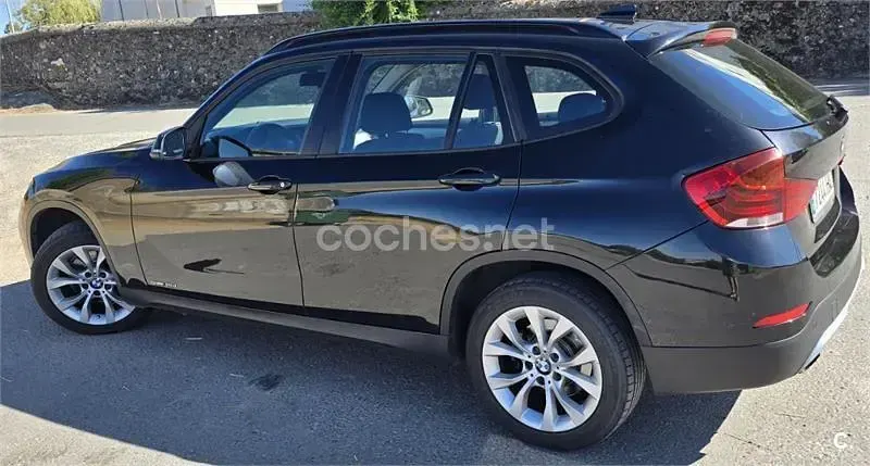 Usado BMW X1 143 CV (105 kW) 2012 Negro SUV
