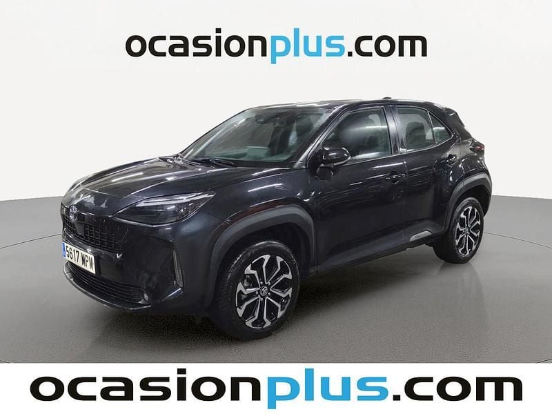 Negro Usado 2024 Toyota Yaris Cross Active SUV | 21.810 € (Precio justo) - Imagen 1/4