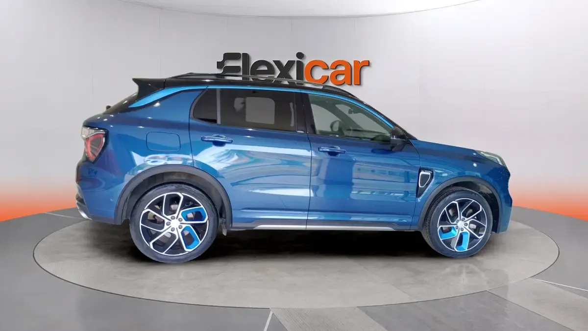 Usado Lynk & Co 01 261 CV (191 kW) 2023 Azul SUV