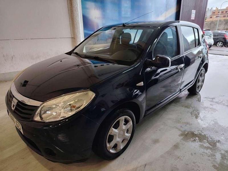 Azul Usado 2010 Dacia Sandero Lauréate Utilitario | 3500 € (Buen precio) - Imagen 1/4