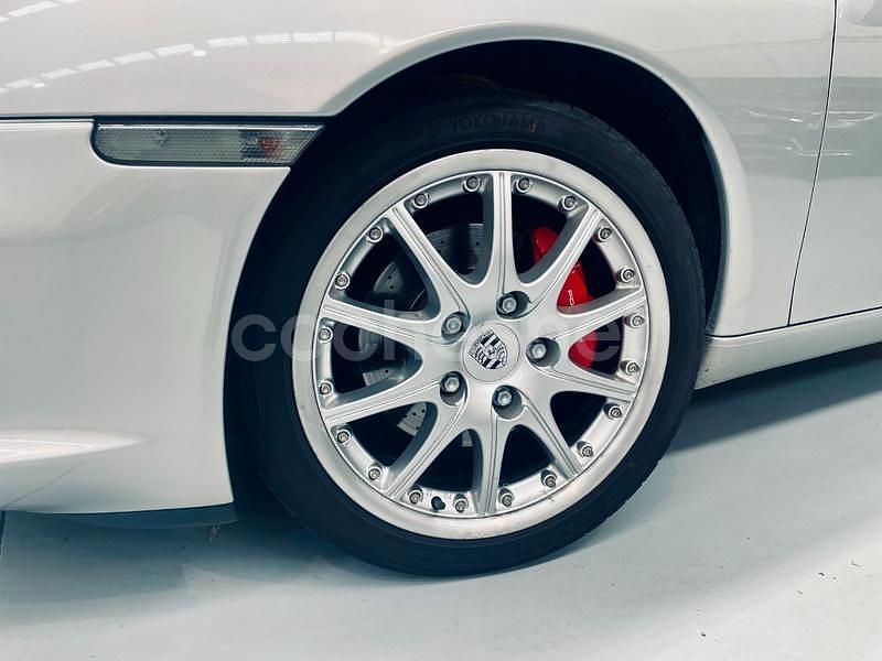Usado Porsche Boxster S 260 CV (191 kW) 2003 Gris / plata Descapotable