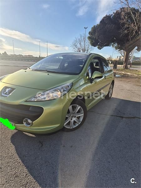 Usado Peugeot 207 Sport 90 CV (66 kW) 2007 Verde Berlina