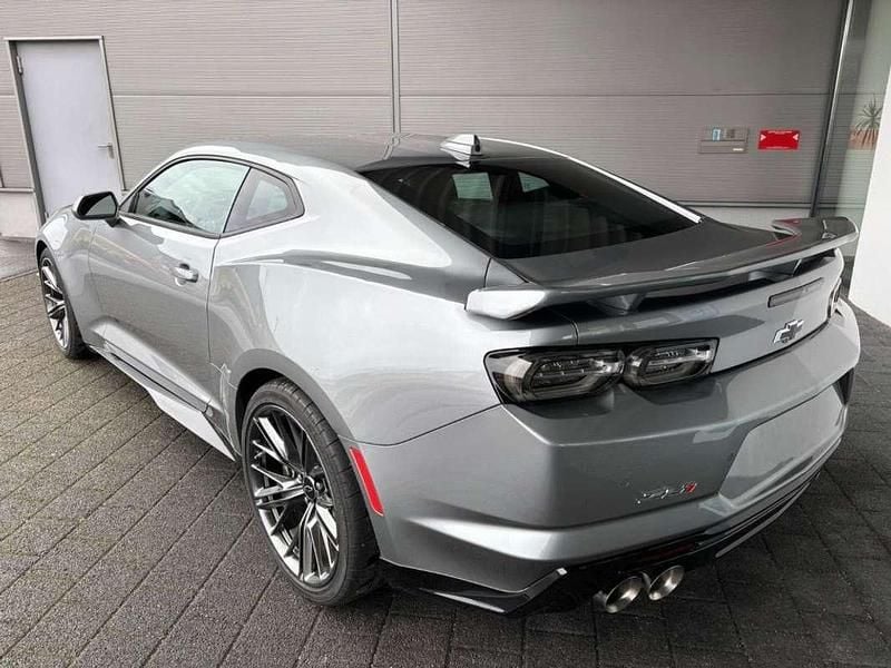 Usado Chevrolet Camaro ZL1 659 CV (484 kW) 2024 Gris Coupe