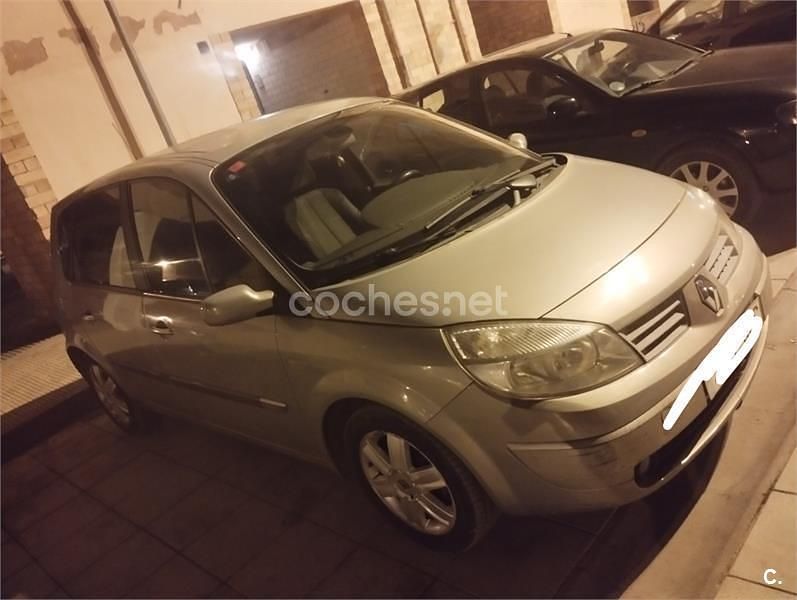 Usado Renault Scénic II Authentique 100 CV (73 kW) 2004 Gris / plata Monovolumen