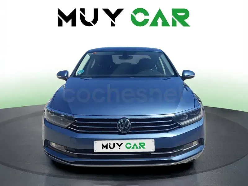 Usado VW Passat Sportline 150 CV (110 kW) 2017 Azul Berlina