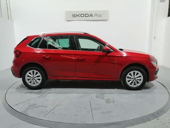 Usado Skoda Kamiq Selection 115 CV (84 kW) 2025 Rojo SUV