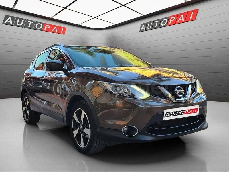 Usado Nissan Qashqai N-Connecta 115 CV (84 kW) 2017 Marrón SUV