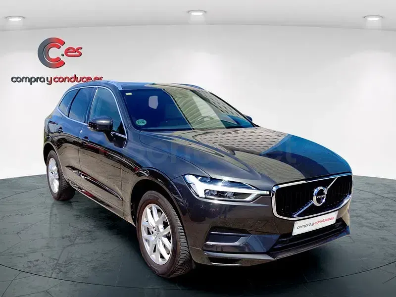 Usado Volvo XC60 Momentum 190 CV (139 kW) 2019 Gris / plata SUV