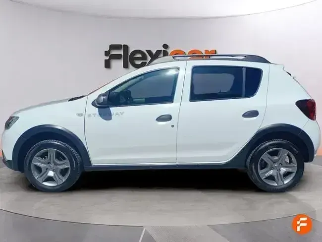 Usado Dacia Sandero 90 CV (66 kW) 2017 Blanco