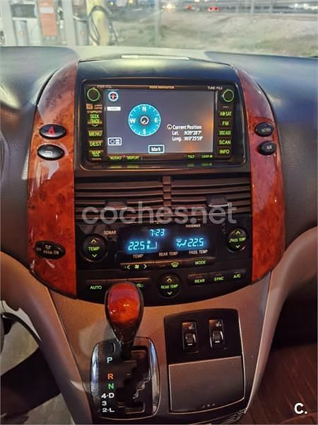 Usado Toyota Previa Sol 156 CV (114 kW) 2005 Rojo Monovolumen