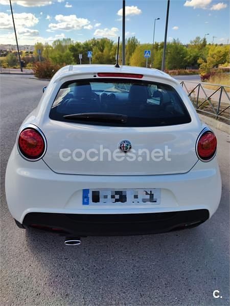 Blanco Usado 2017 Alfa Romeo MiTo Super Utilitario | 12.500 € (Caro) - Imagen 1/3