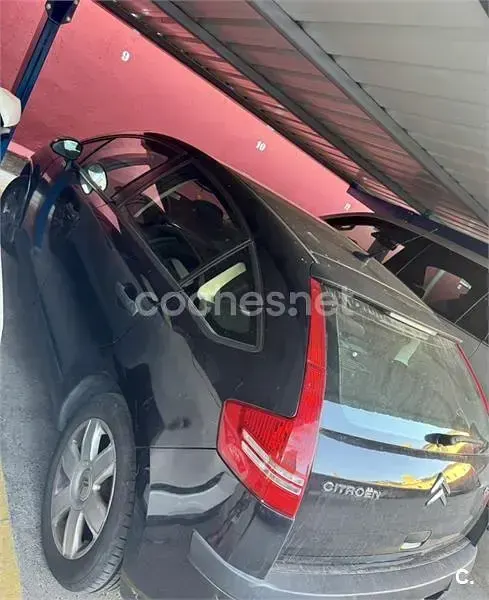 Usado Citroën C4 110 CV (80 kW) 2007 Negro Berlina