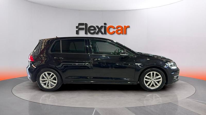 Usado VW Golf VII Advance 131 CV (96 kW) 2019 Negro Berlina