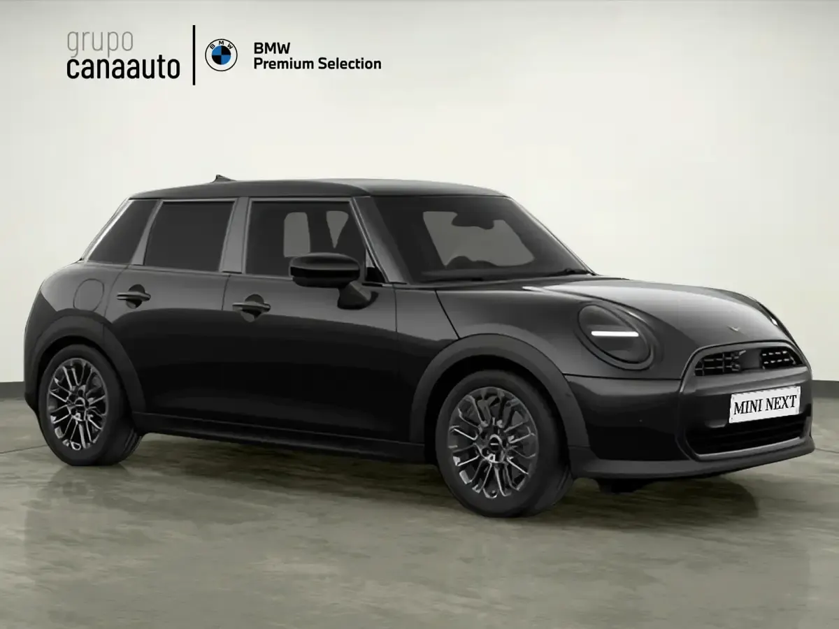 Usado Mini Cooper 114 kW (156 CV) 2025 Negro Utilitario