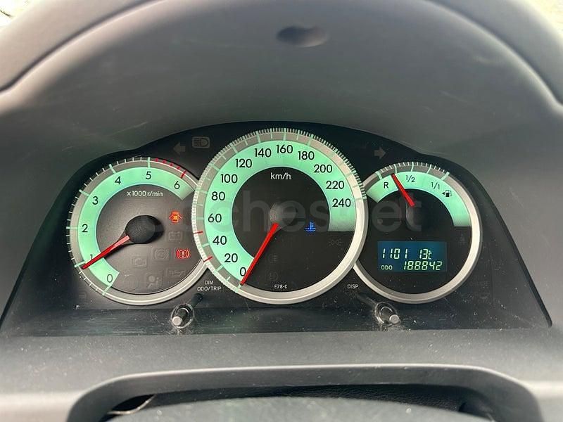 Usado Toyota Corolla Verso Sol 136 CV (100 kW) 2007 Gris / plata Monovolumen