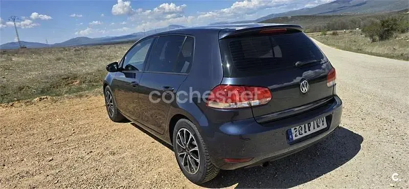Usado VW Golf VII Advance 105 CV (77 kW) 2012 Azul Berlina
