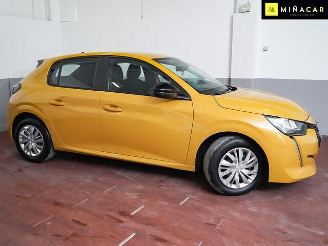 Usado Peugeot 208 Active 75 CV (55 kW) 2023 Amarillo Utilitario