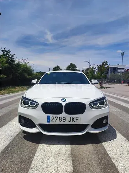 Usado BMW 118 Comfort Edition 143 CV (105 kW) 2016 Blanco Utilitario