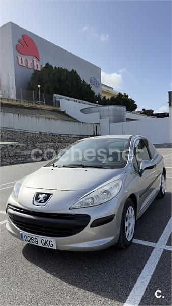Gris / plata Usado 2009 Peugeot 207 Berlina | 2890 € (Buen precio) - Imagen 1/4