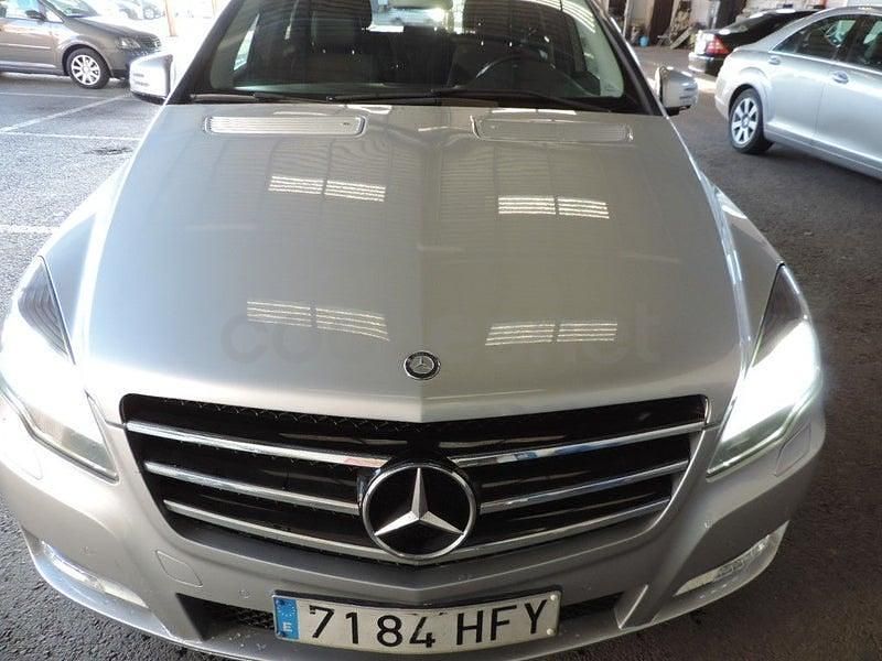 Gris / plata Usado 2012 Mercedes R350 Monovolumen | 9995 € (Buen precio) - Imagen 1/4