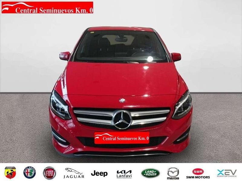 Rojo Usado 2015 Mercedes B180 Monovolumen | 15.500 € - Imagen 1/4