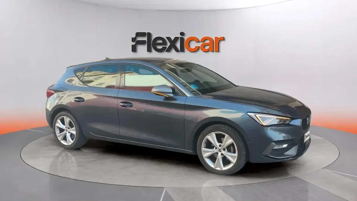 Usado Seat Leon FR 116 CV (85 kW) 2025 Berlina