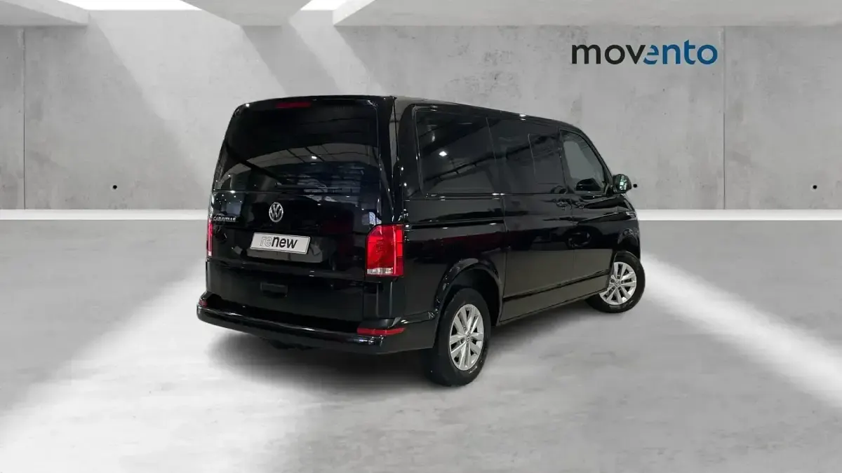 Usado VW Caravelle 110 CV (80 kW) 2020 Negro Van