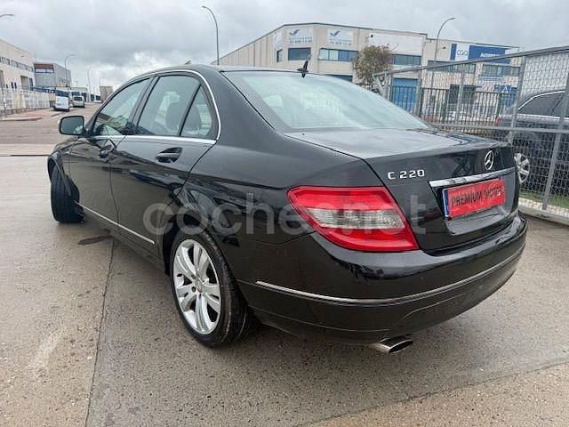 Usado Mercedes C220 Avantgarde 170 CV (125 kW) 2008 Negro Berlina