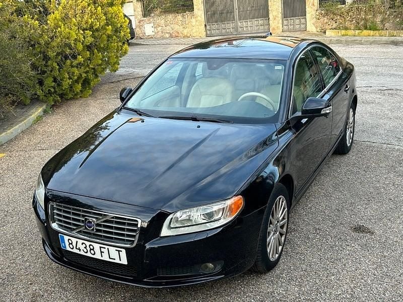 Usado Volvo S80 Summum 185 CV (136 kW) 2007 Negro Berlina