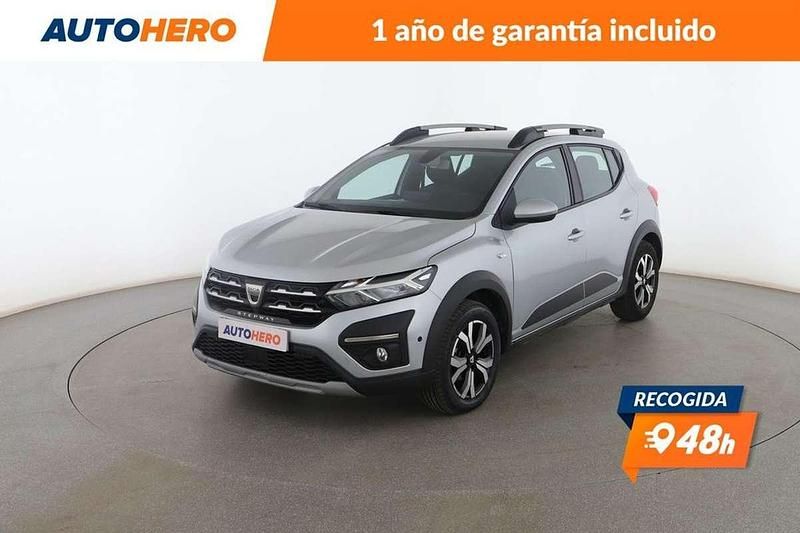 Gris Usado 2022 Dacia Sandero Comfort Utilitario | 14.761 € (Precio justo) - Imagen 1/3
