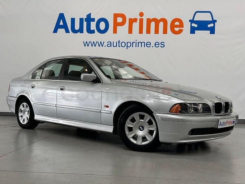 Usado BMW 525 Comfort Edition 163 CV (119 kW) 2002 Gris / plata Berlina