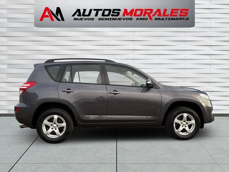 Usado Toyota RAV4 150 CV (110 kW) 2011 Gris SUV