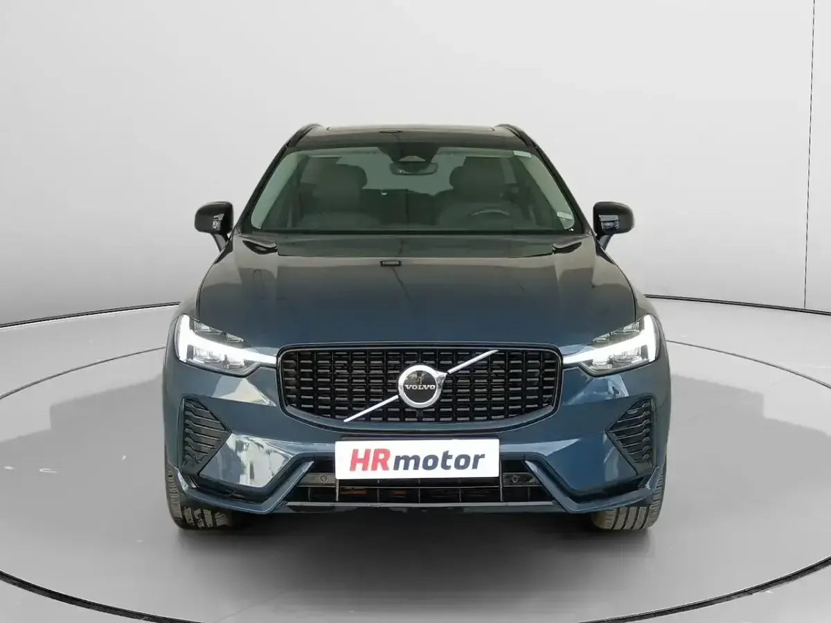 Usado Volvo XC60 R-Design 197 CV (144 kW) 2021 Azul SUV