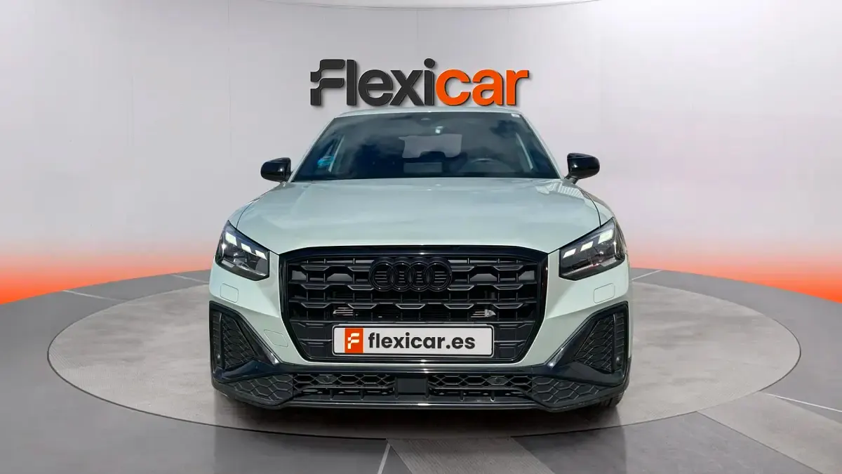 Usado Audi Q2 S-Line 150 CV (110 kW) 2024 Gris SUV