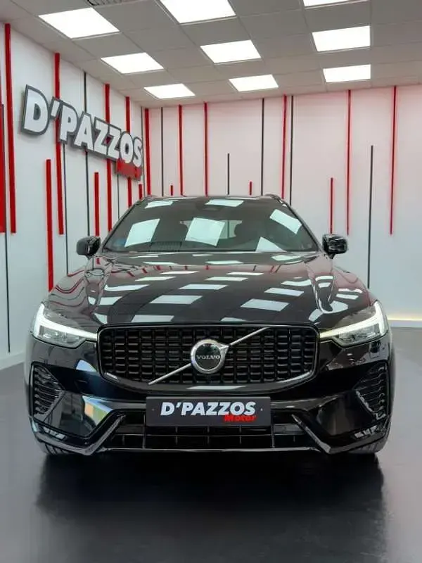 Usado Volvo XC60 R-Design 197 CV (144 kW) 2021 Negro SUV