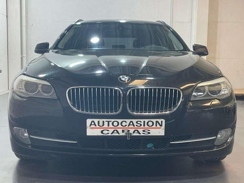Usado BMW 320 184 CV (135 kW) 2011 Negro Familiar