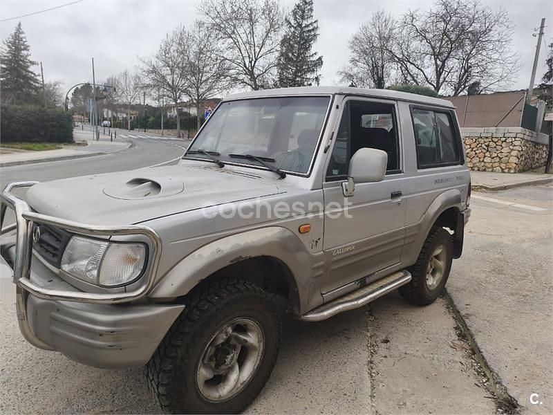 Usado Galloper Exceed 105 CV (77 kW) 1998 Gris / plata SUV