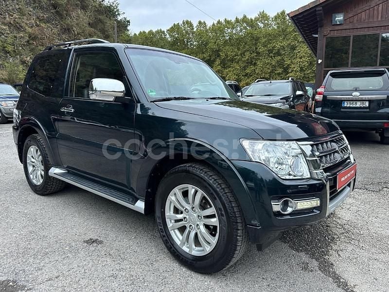 Usado Mitsubishi Montero 190 CV (139 kW) 2017 Verde SUV