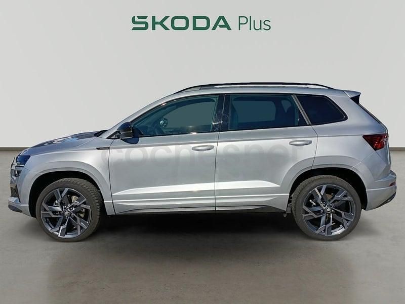 Usado Skoda Karoq SportLine 115 CV (84 kW) 2025 Gris / plata SUV