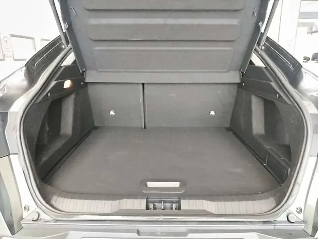 Usado Renault Arkana Zen 145 CV (106 kW) 2022 Gris SUV