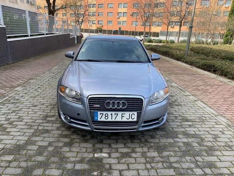 Usado Audi A4 S-Line 140 CV (102 kW) 2007 Gris Berlina