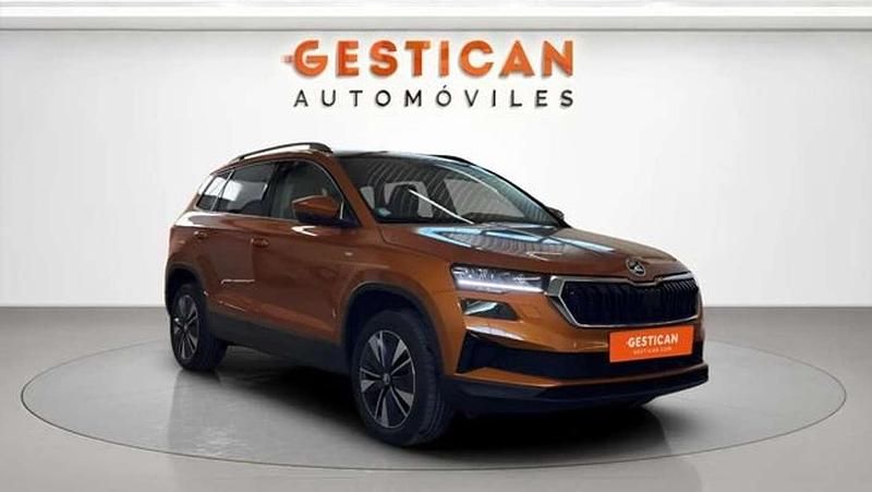 Usado Skoda Karoq Ambition 110 CV (80 kW) 2023 Naranja SUV