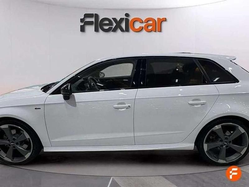 Usado Audi A3 Sportback S-Line 150 CV (110 kW) 2019 Blanco Utilitario