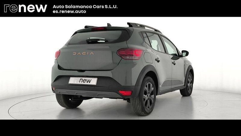 Usado Dacia Sandero Extreme 100 CV (73 kW) 2025 Verde Berlina