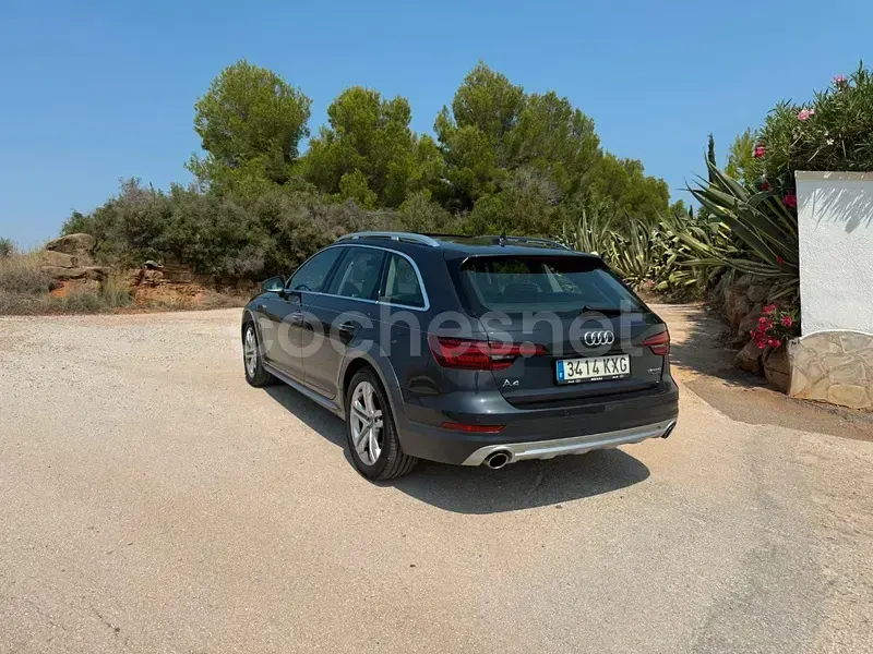 Usado Audi A4 Allroad Advanced 245 CV (180 kW) 2019 Gris / plata Familiar
