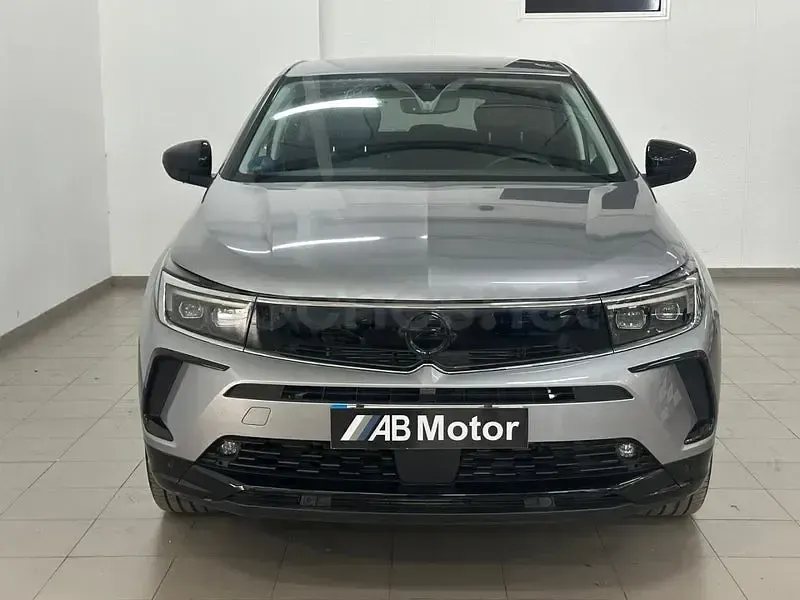 Usado Opel Grandland X 224 CV (164 kW) 2024 Gris / plata SUV