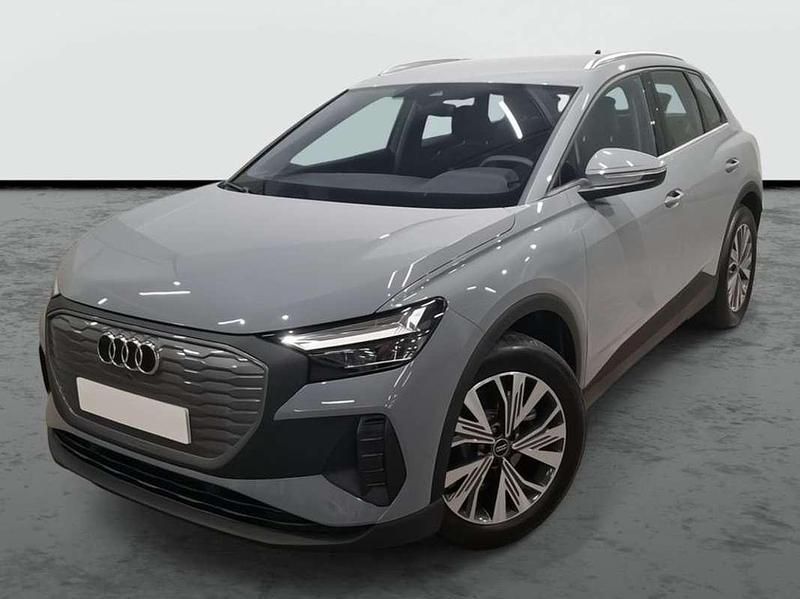 Gris Usado 2025 Audi Q4 e-tron SUV | 31.290 € - Imagen 1/4