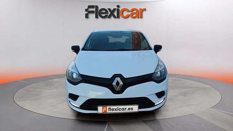Usado Renault Clio IV Business 76 CV (55 kW) 2018 Blanco Berlina