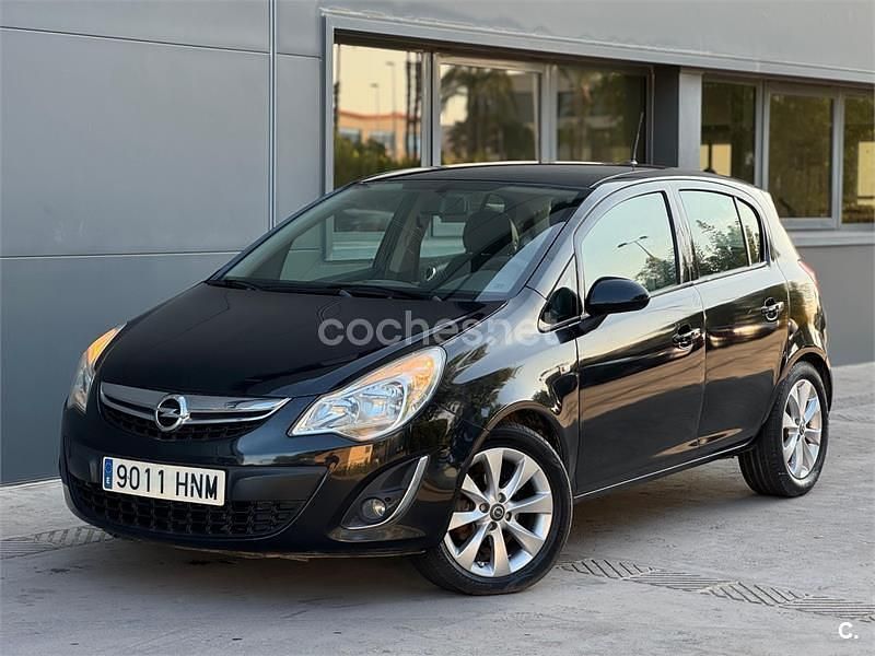 Negro Usado 2013 Opel Corsa Selective Berlina | 3600 € (Super precio) - Imagen 1/4