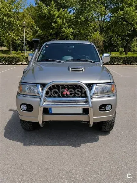 Usado Mitsubishi Montero Sport 99 CV (72 kW) 2002 Gris / plata SUV